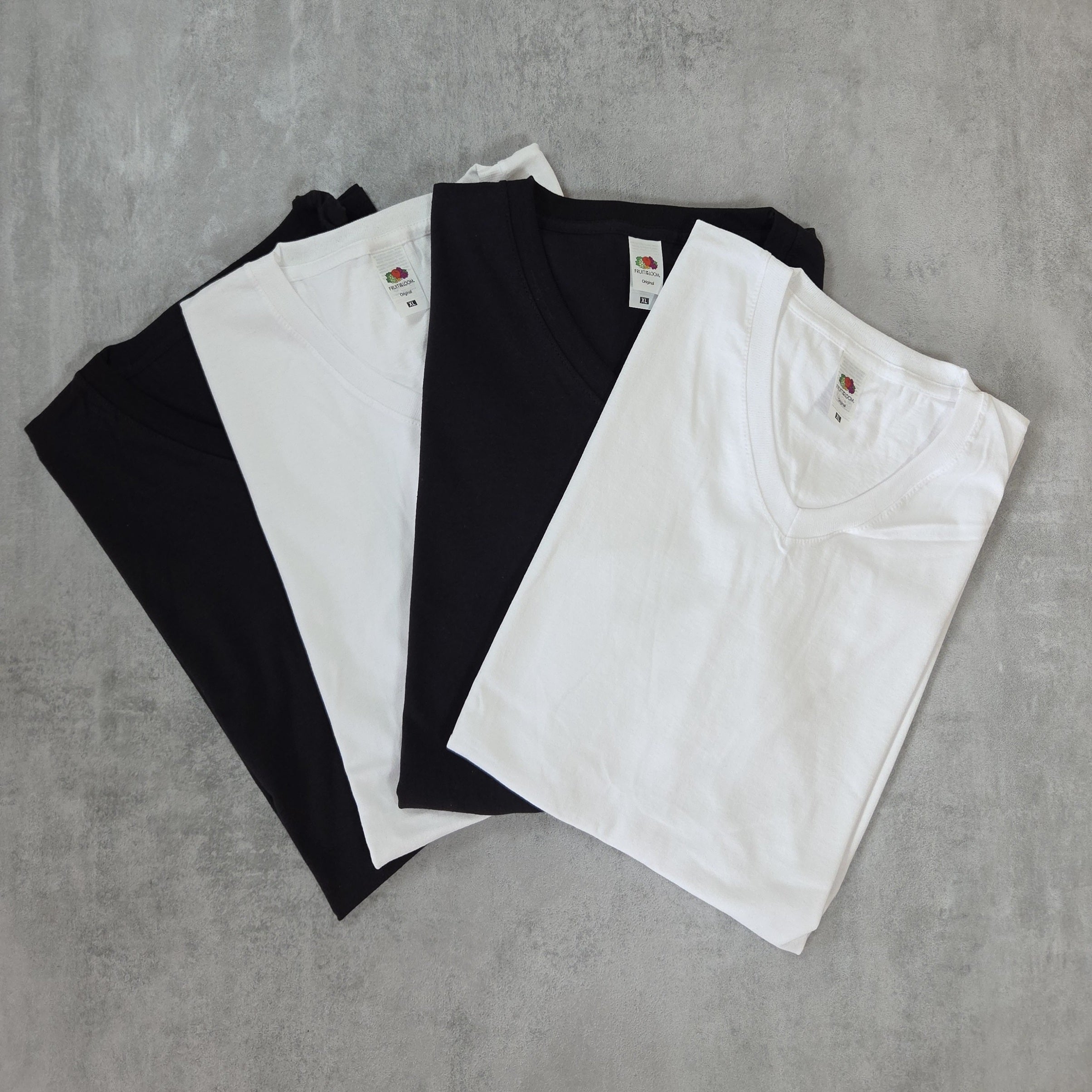 Original V-Neck T-Shirts Fruit of the Loom V-Ausschnitt Baumwolle Farbe weiß schwarz en gros