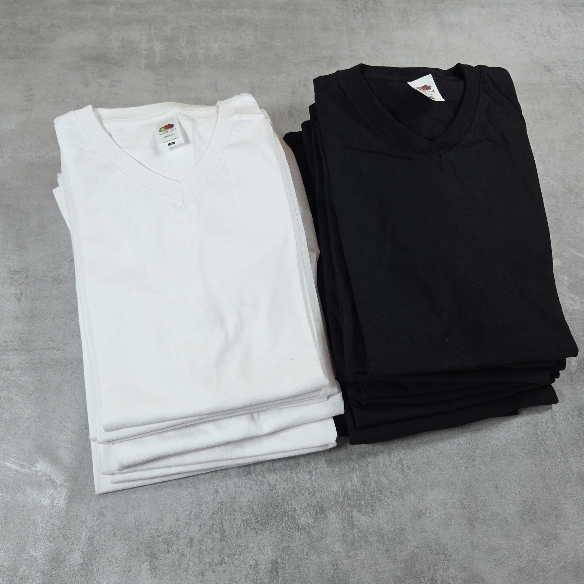 Original V-Neck T-Shirts Fruit of the Loom V-Ausschnitt Baumwolle Farbe schwarz weiß en gros bulk